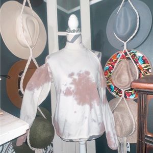 One shoulder pink and white sweatshirt